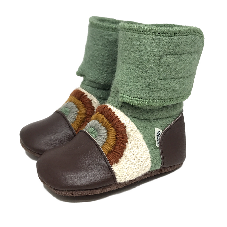 Good Vibes Felted Wool Booties: 8.5 (2-3 years)