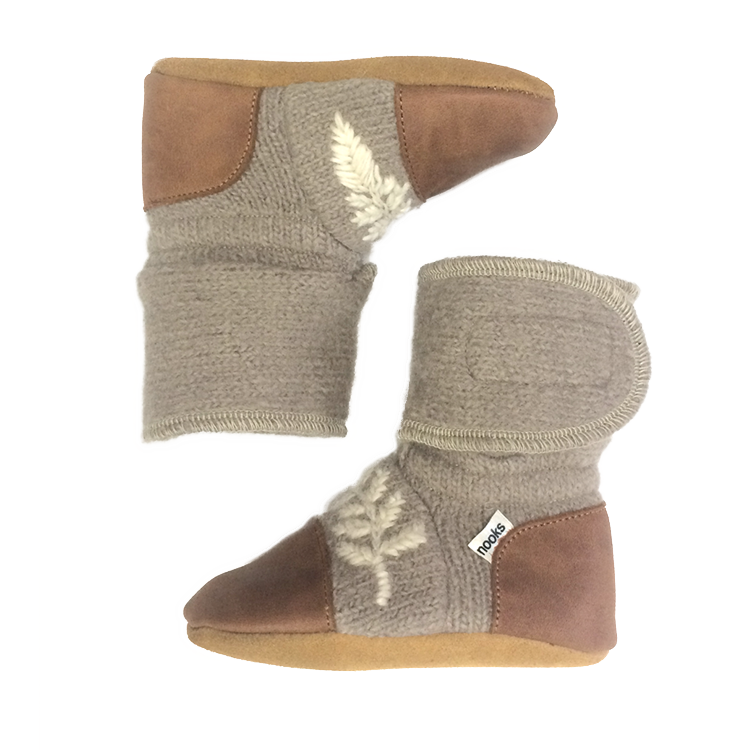 Dove Felted Wool Booties: 7 (18-24 months)