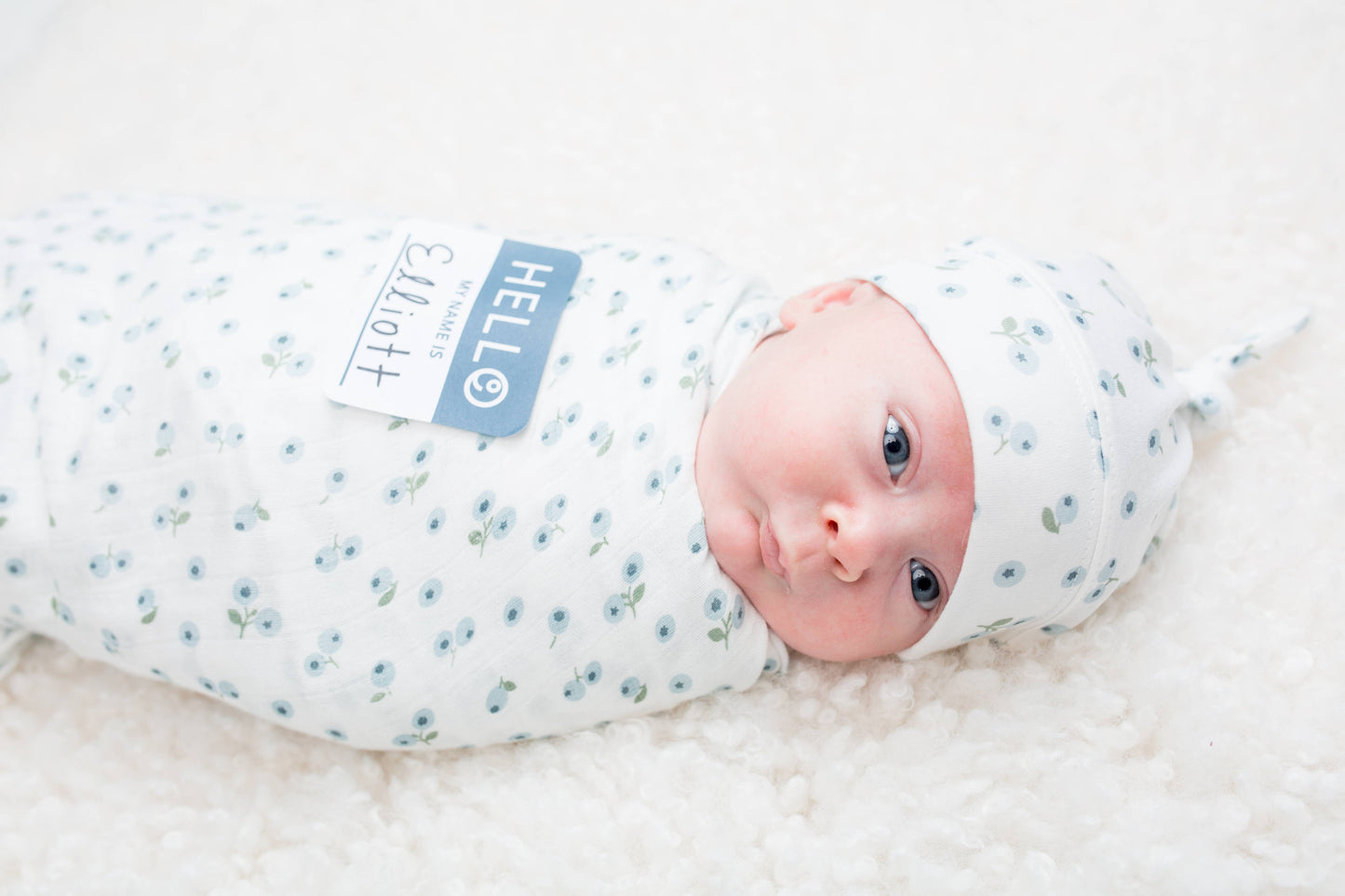 Hello World Blanket & Knotted Hat Set - Blueberries