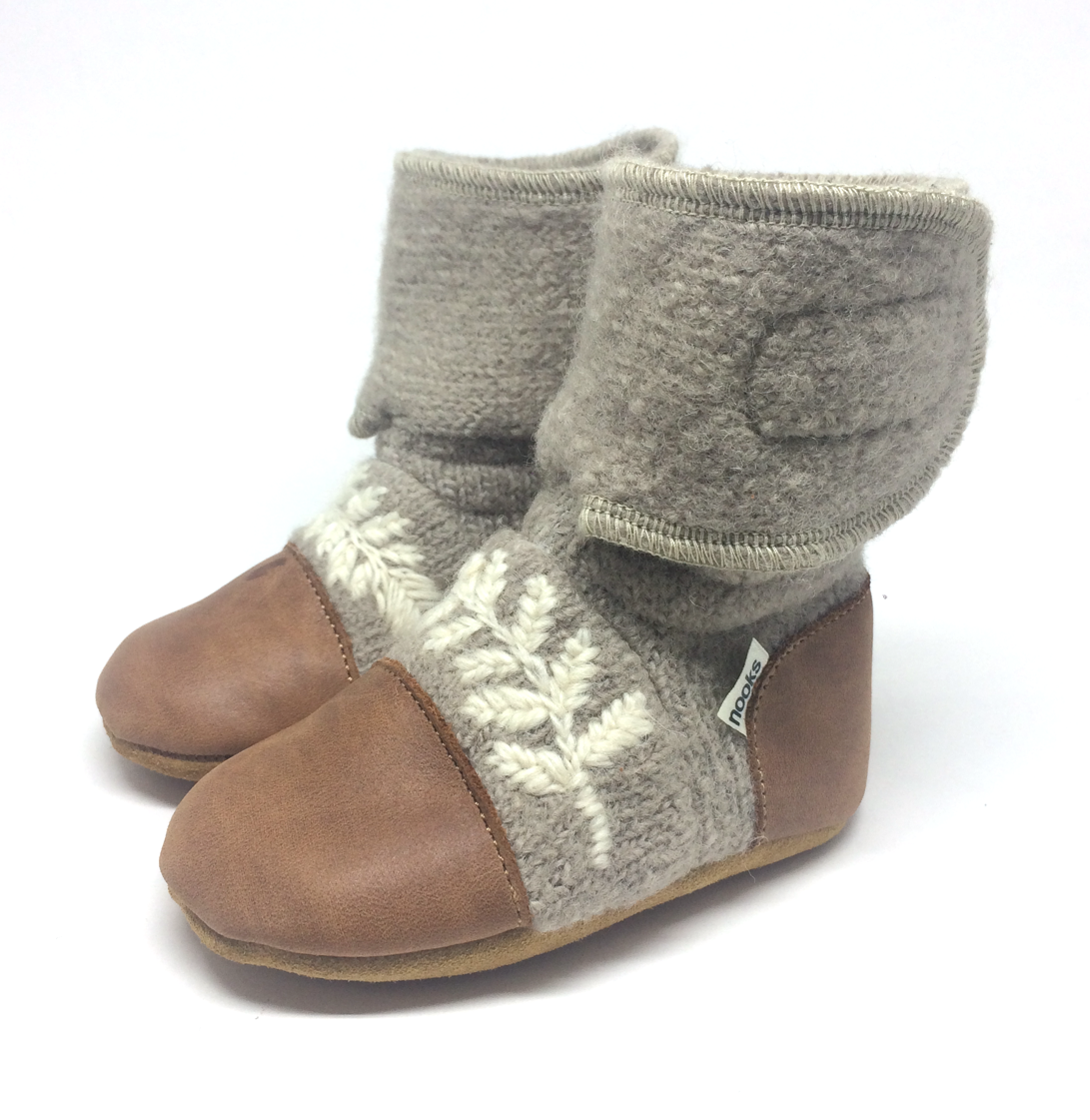 Dove Felted Wool Booties: 7 (18-24 months)