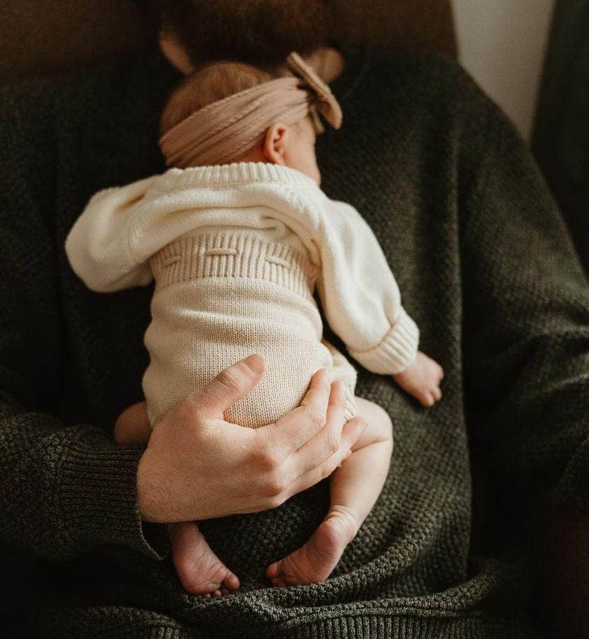 Baby Girl HEART Sweater Romper Knit Outfit| combo options: Romper w/ Bow + Socks / NB (NEW BORN)