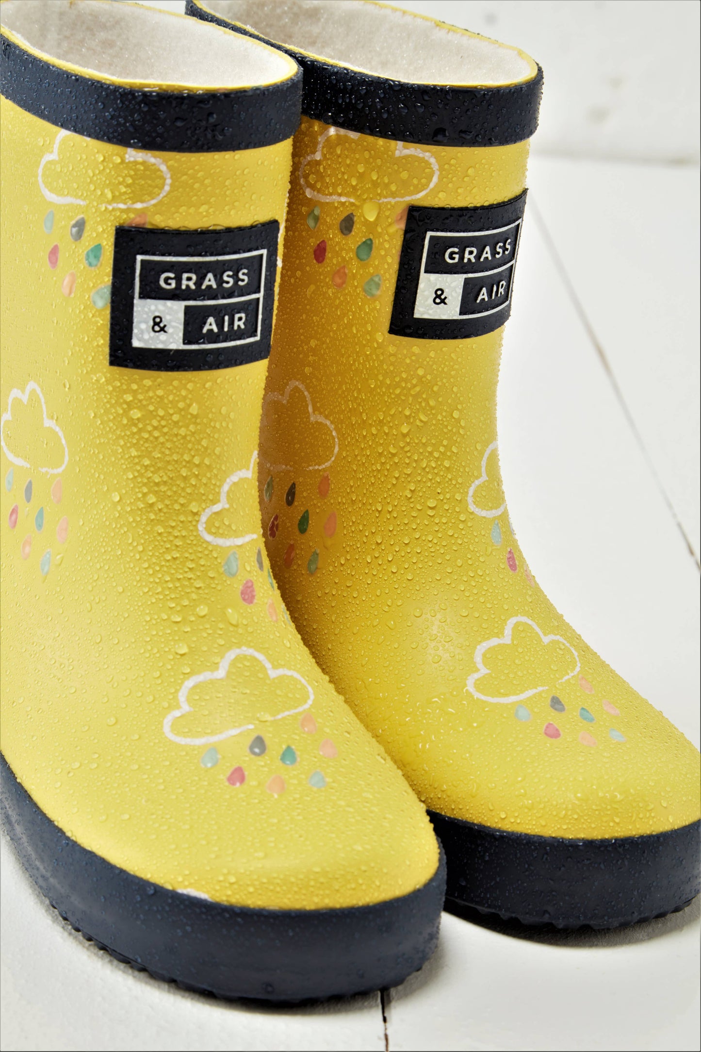 Kids Yellow Colour Changing Wellies: 7 infant